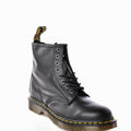 A21---drmartens---DMSNAPPA1460UOMONERO.JPG