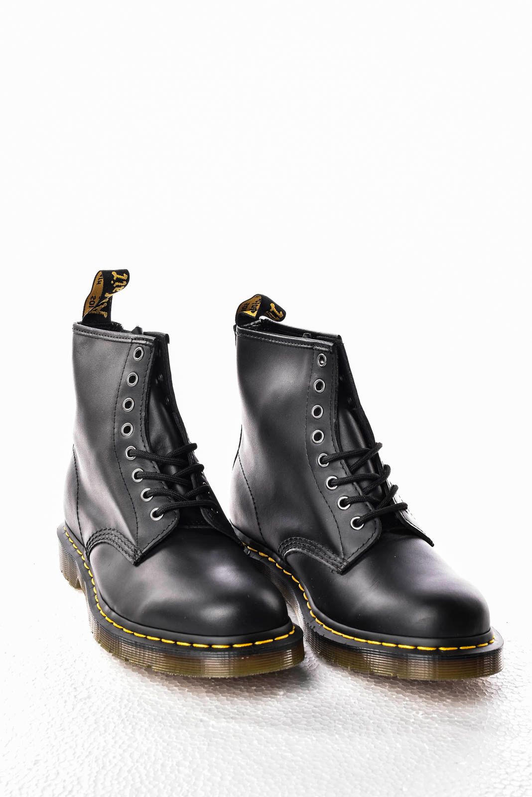 A21---drmartens---DMSNAPPA1460UOMONERO_1_P.JPG