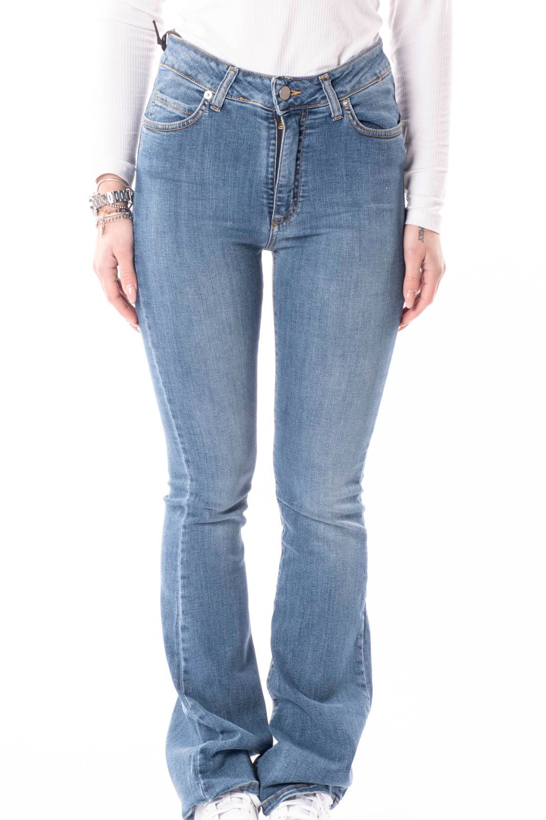 P24---klixs jeans---1500()ACCELESTE_1_P.JPG