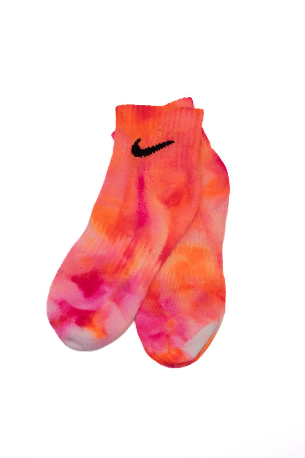 P24---nike---TIE DYE SHORTAR ROSA.JPG